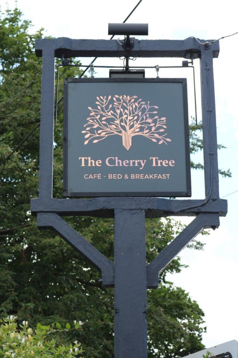 The Cherry Tree Hotel Kingston Blount Екстер'єр фото