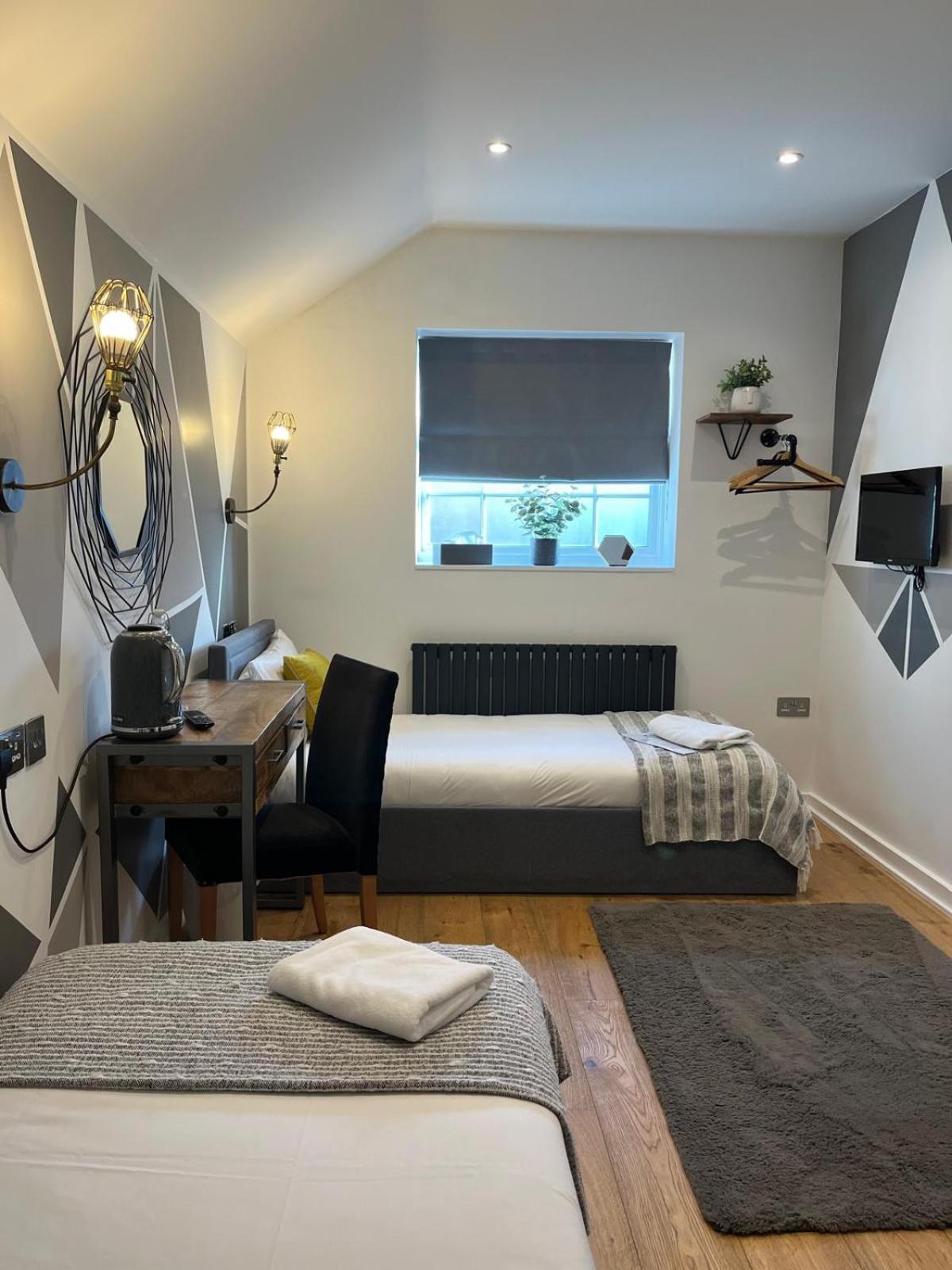 The Cherry Tree Hotel Kingston Blount Екстер'єр фото