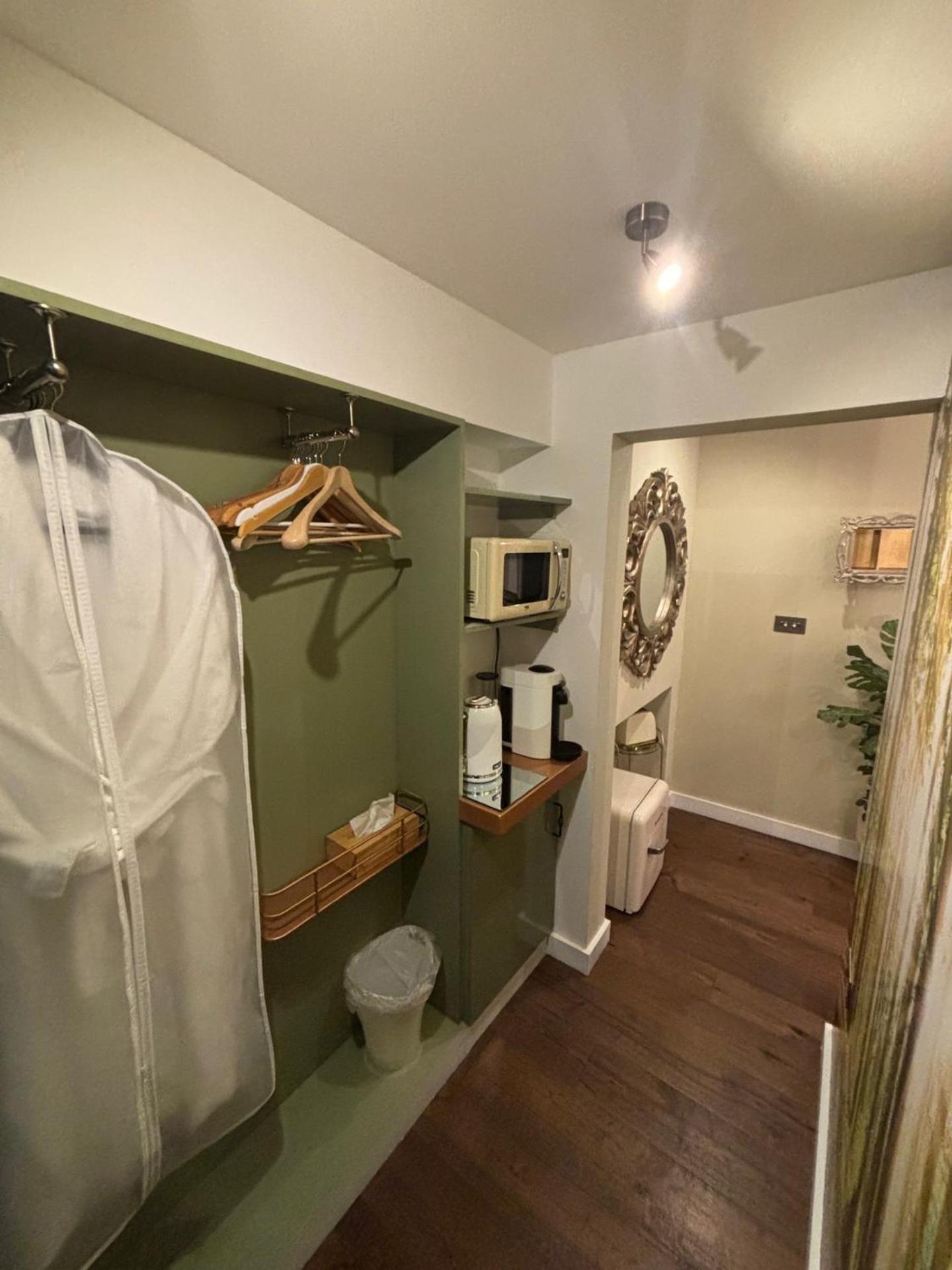 The Cherry Tree Hotel Kingston Blount Екстер'єр фото