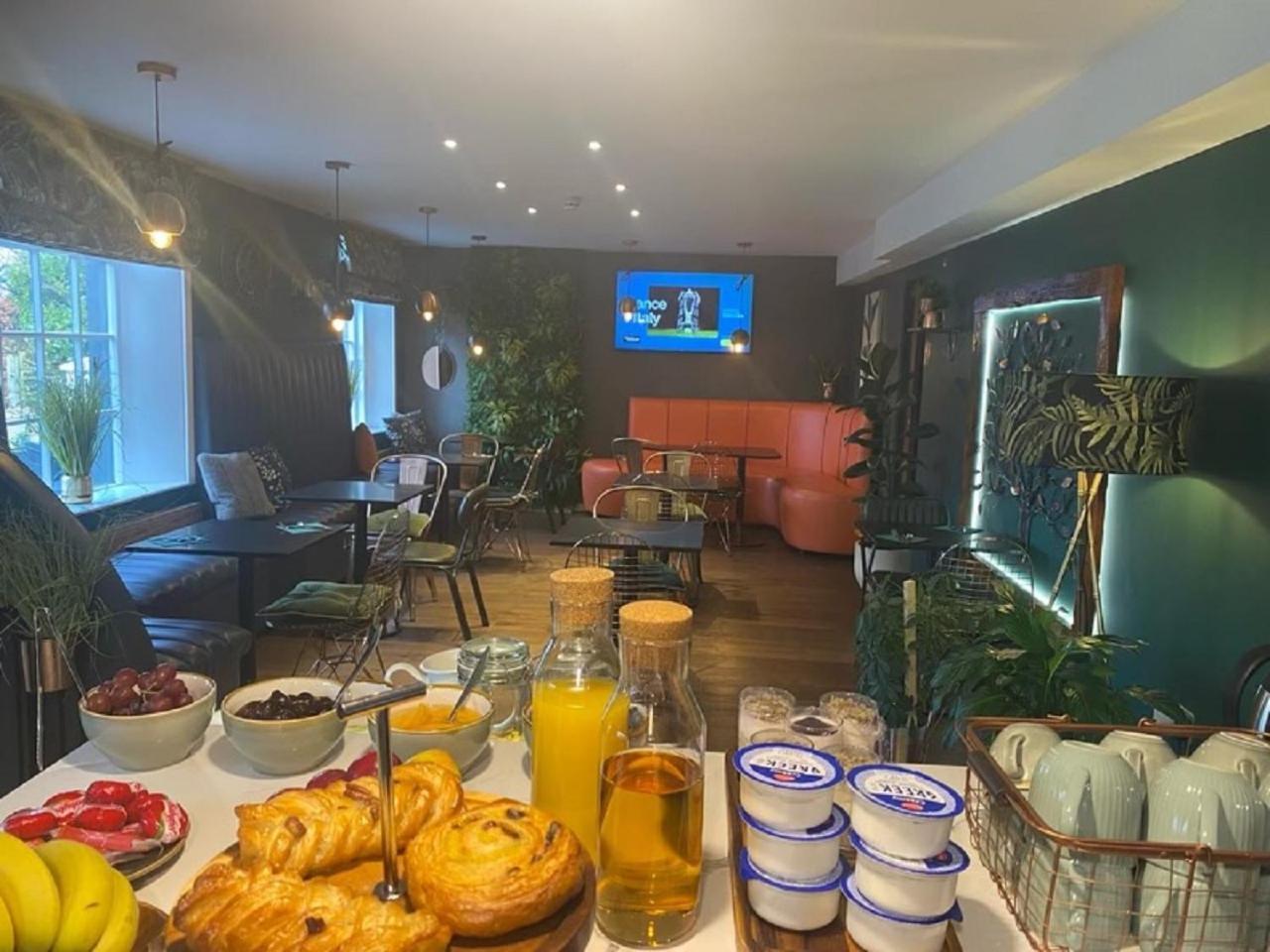 The Cherry Tree Hotel Kingston Blount Екстер'єр фото